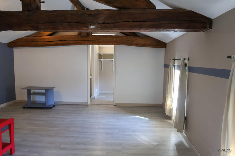 Maison ancienne - 540 m² - 9 pièces