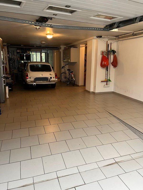 Maison - 220 m² - 9 pièces