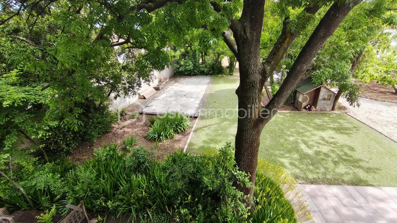 Propriété - 146 m² - 7 pièces