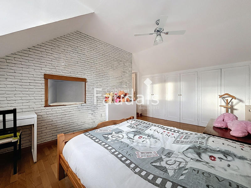 Maison - 176 m² - 6 pièces