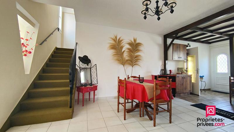 Maison - 93 m² - 5 pièces