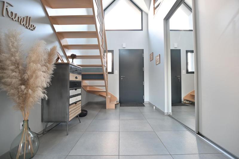 Maison - 151 m² - 6 pièces