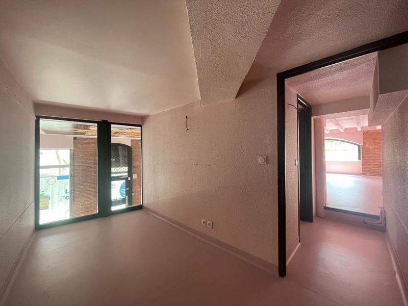 Local commercial - 178 m² - 2 pièces