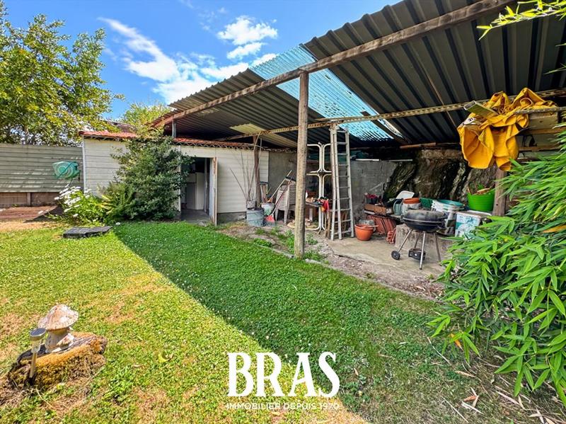 Maison - 95 m² - 5 pièces