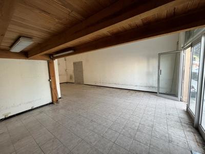 Local commercial - 63 m² - 1 pièce