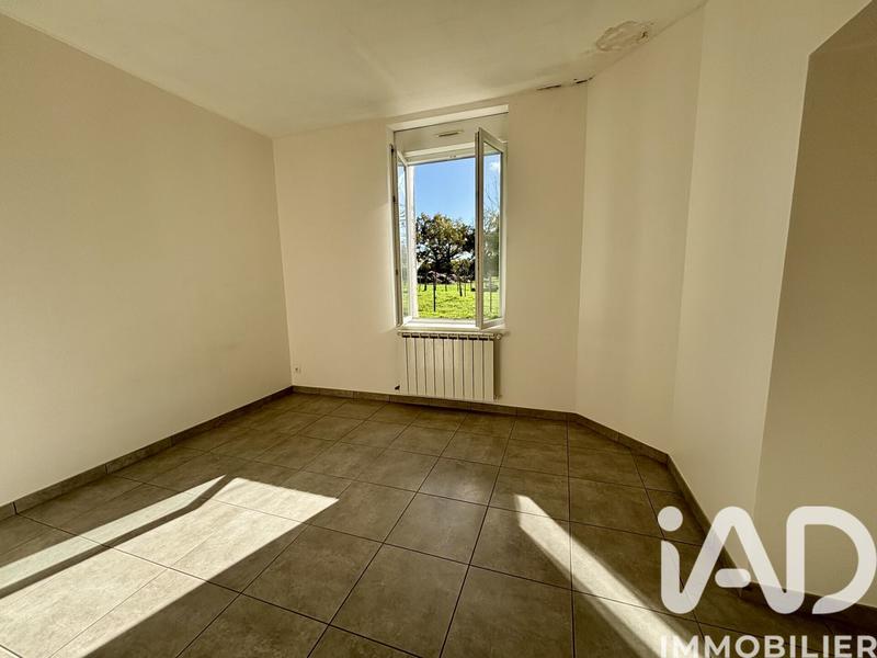 Maison - 300 m² - 11 pièces