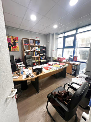 Bureau - 219 m²