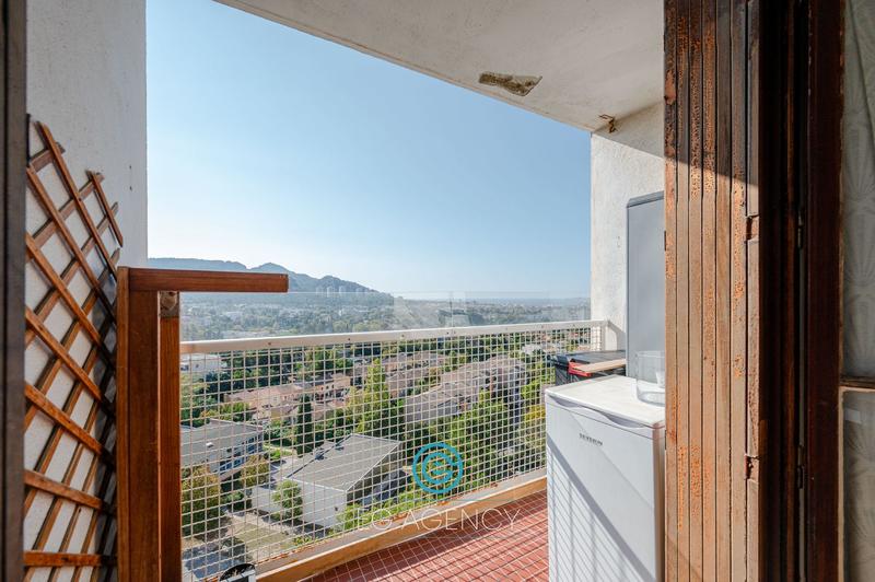 Appartement - 65 m² - 4 pièces