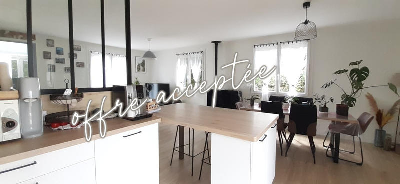 Maison - 90 m² - 4 pièces