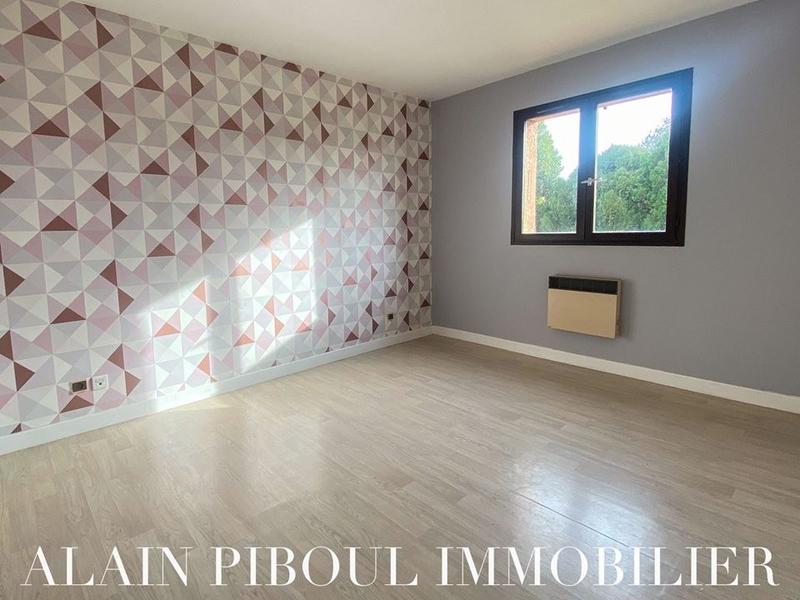 Maison traditionnelle - 94 m² - 4 pièces