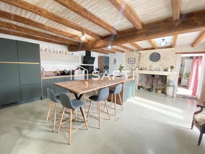 Maison - 247 m² - 7 pièces