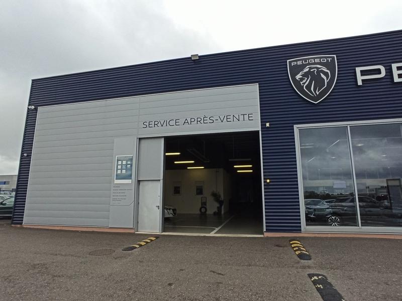 Local commercial - 4 390 m²