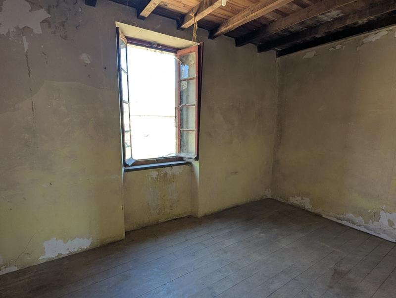 Maison - 183 m² - 7 pièces