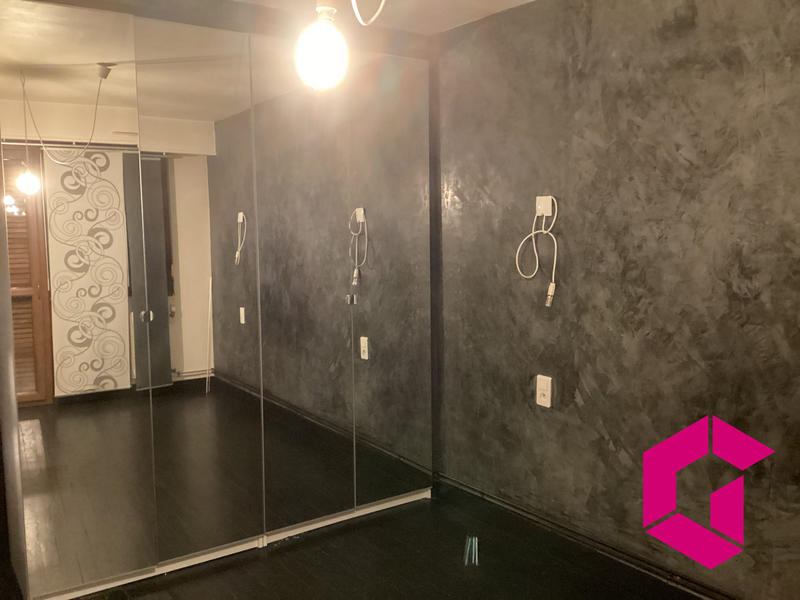 Appartement - 115 m² - 6 pièces