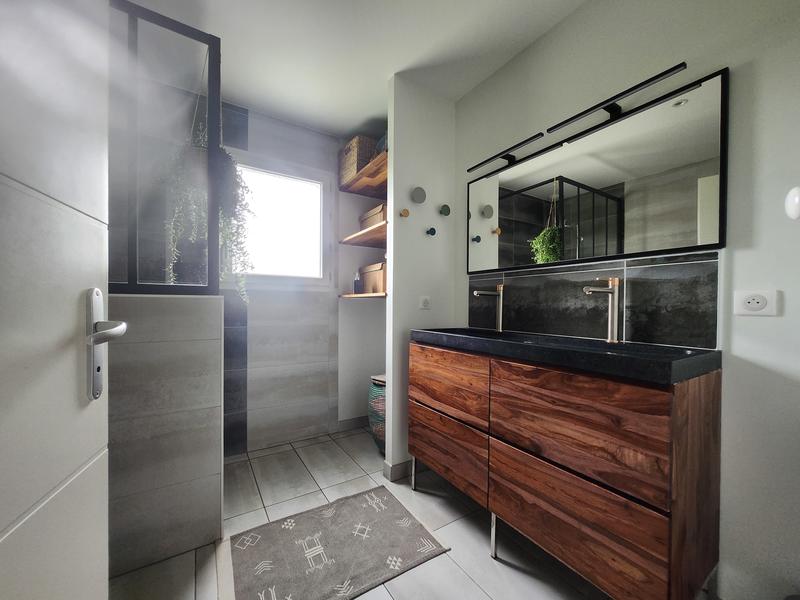 Maison - 152 m² - 7 pièces