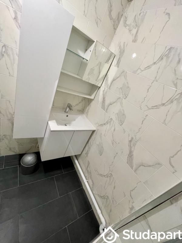 Chambre - 9 m² - 1 pièce