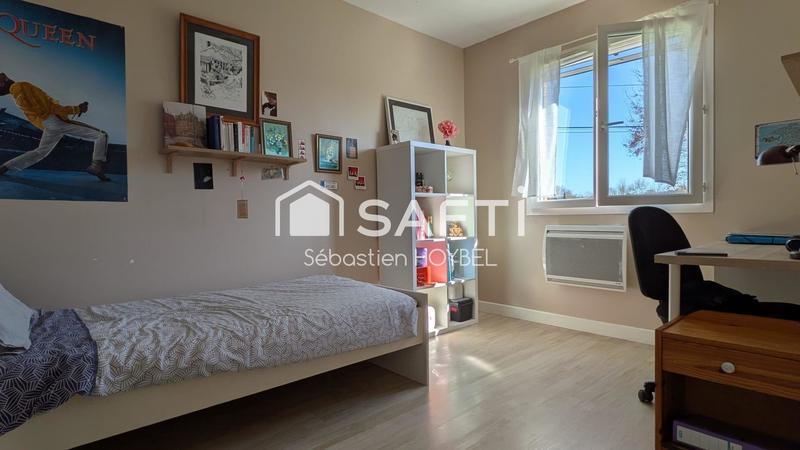 Maison - 105 m² - 5 pièces