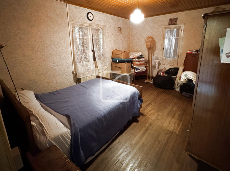 Maison - 137 m² - 6 pièces