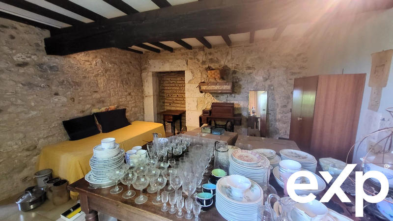 Maison - 213 m² - 8 pièces