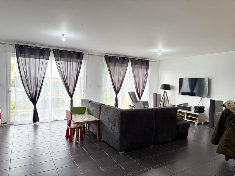 Maison - 95 m² - 4 pièces