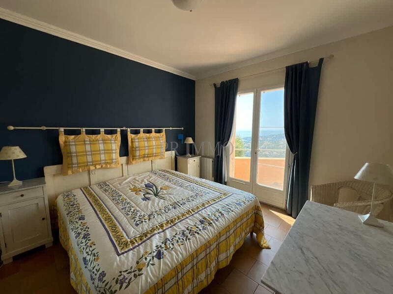 Villa - 147 m² - 5 pièces