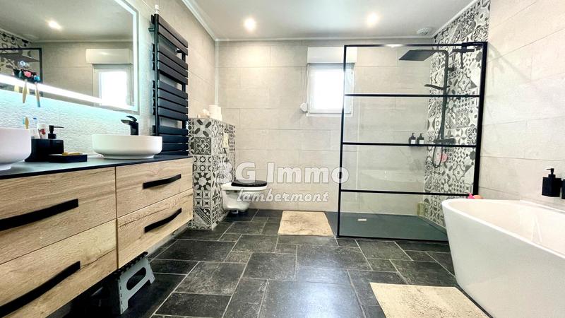 Maison contemporaine - 128 m² - 6 pièces