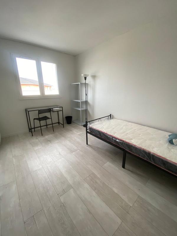 Appartement - 94 m² - 5 pièces