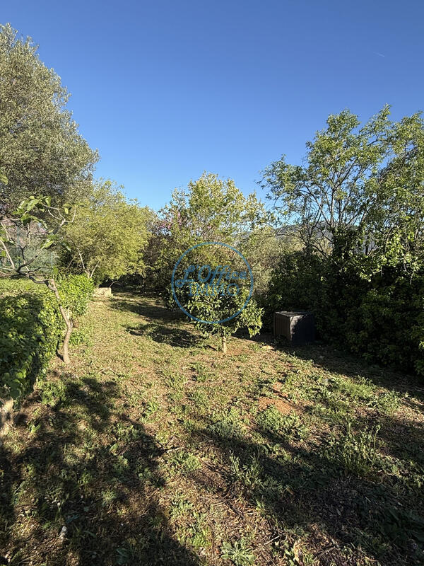 Maison traditionnelle - 100 m² - 6 pièces