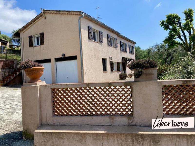 Maison - 160 m² - 7 pièces