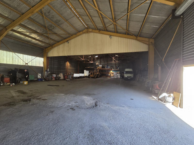 Local d'activités - 506 m²