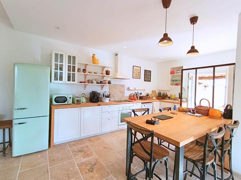 Appartement - 94 m² - 4 pièces