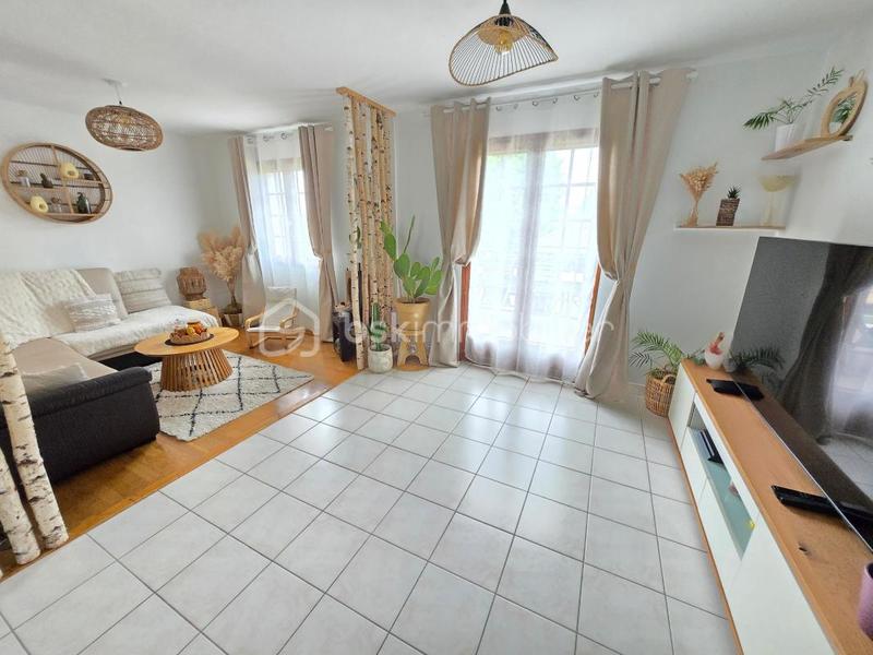 Pavillon - 176 m² - 6 pièces