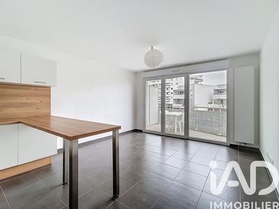 Appartement - 61 m² - 3 pièces