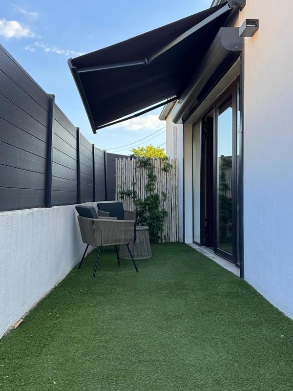 Maison - 200 m² - 3 pièces