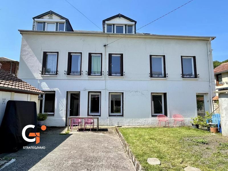 Maison - 160 m² - 5 pièces