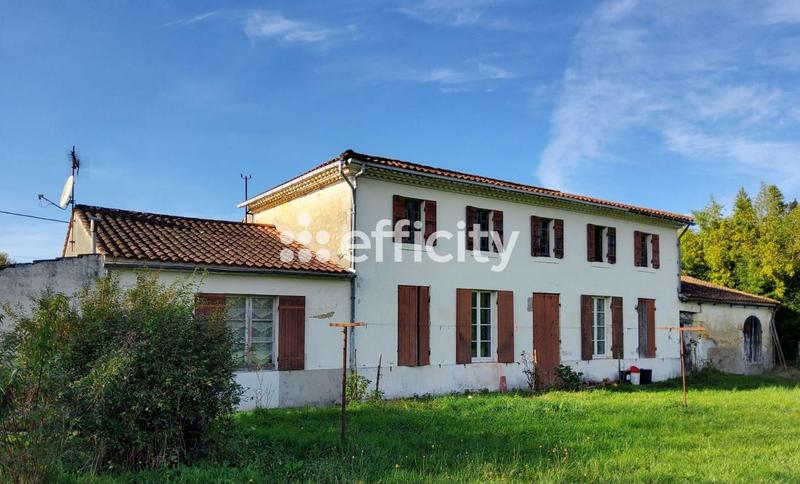 Maison - 230 m² - 5 pièces