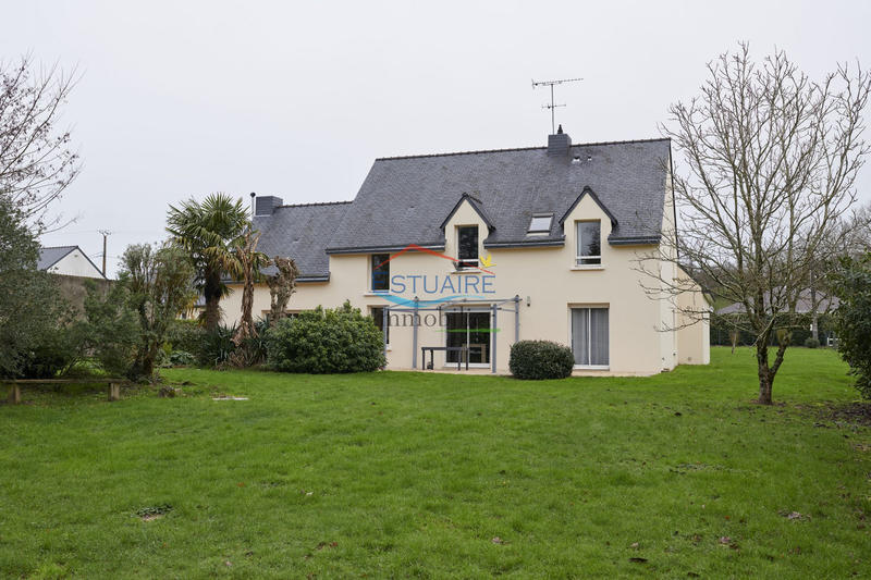 Maison - 183 m² - 7 pièces