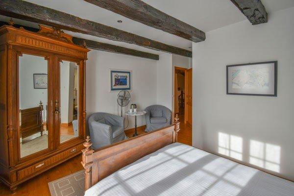 Maison de village - 256 m² - 11 pièces