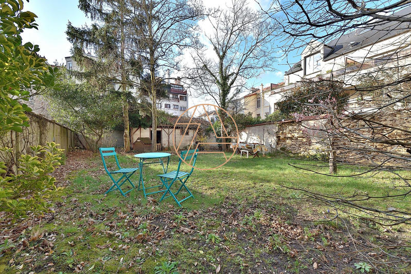 Appartement - 135 m² - 7 pièces