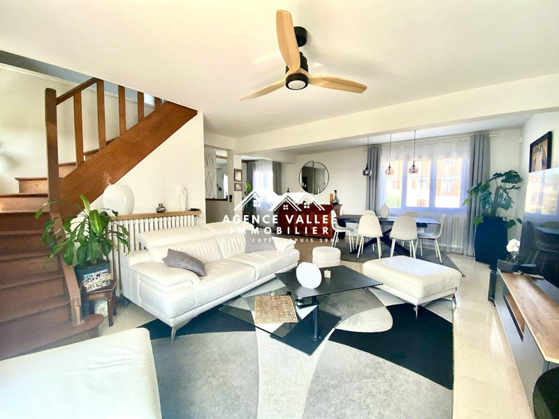 Maison - 153 m² - 7 pièces