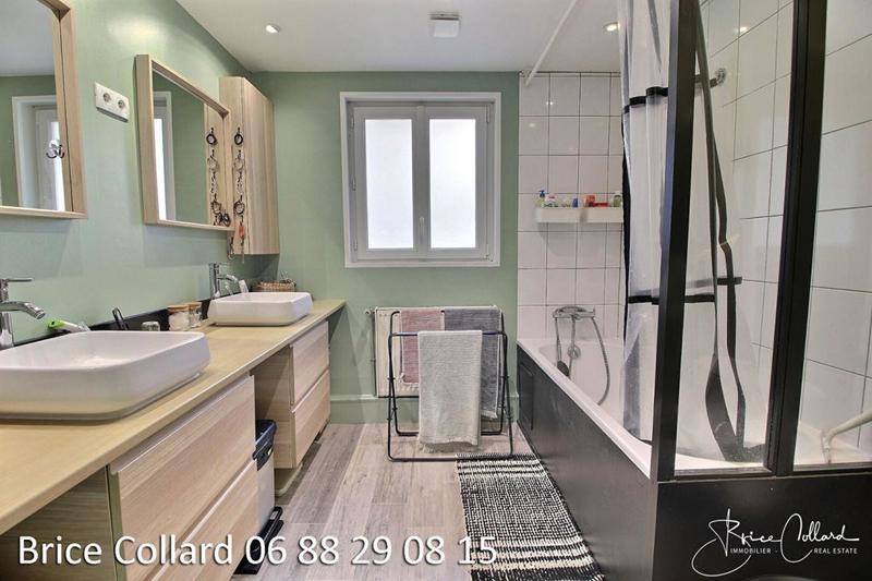 Maison - 120 m² - 6 pièces