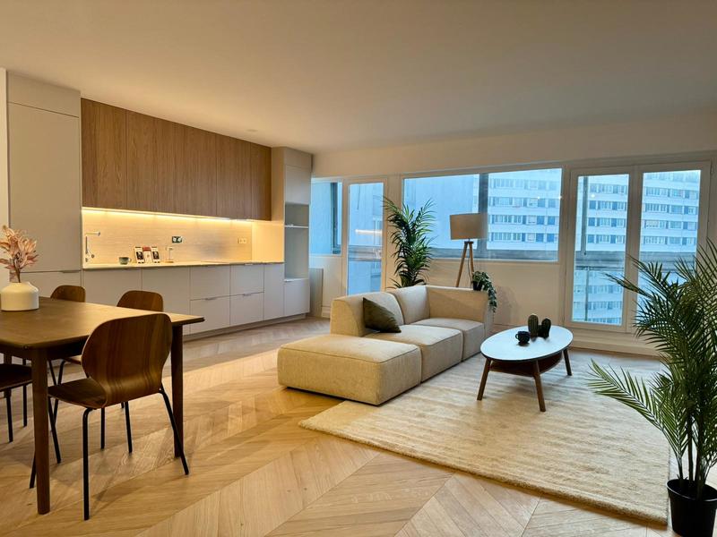 Appartement - 82 m² - 4 pièces