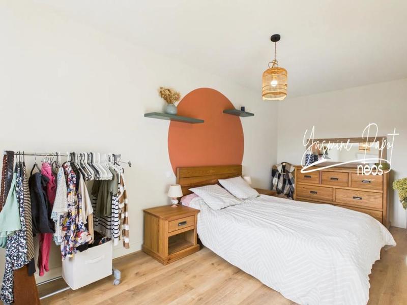 Maison - 220 m² - 8 pièces