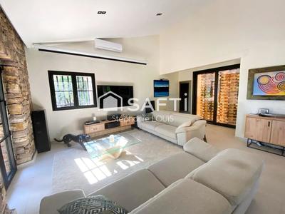 Maison - 160 m² - 6 pièces