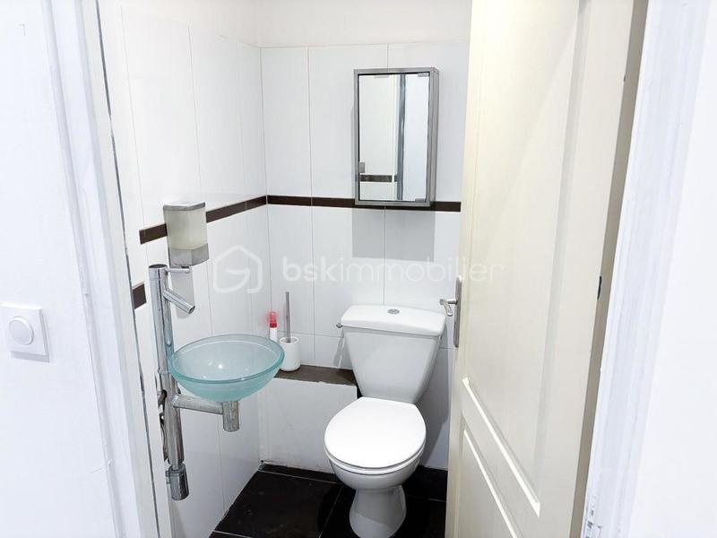 Loft - 83 m² - 3 pièces