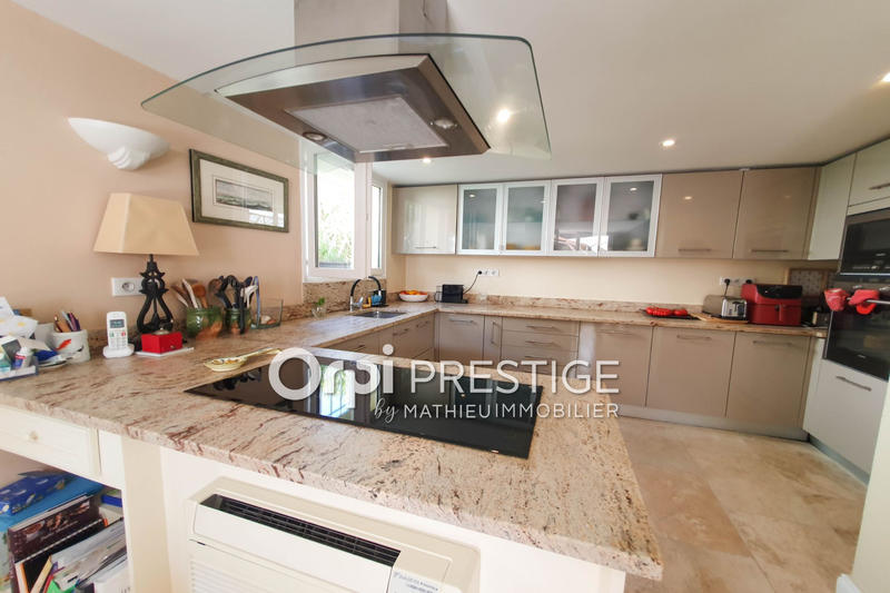 Maison - 145 m² - 5 pièces