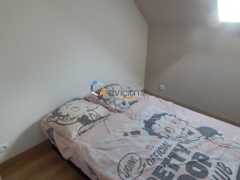 Maison - 205 m² - 10 pièces