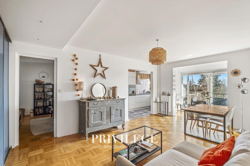 Appartement - 89 m² - 4 pièces