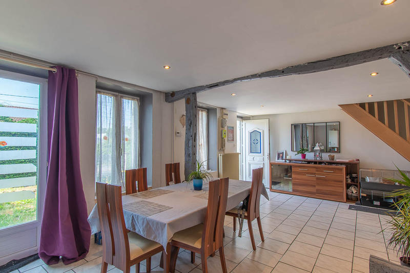 Maison - 82 m² - 5 pièces
