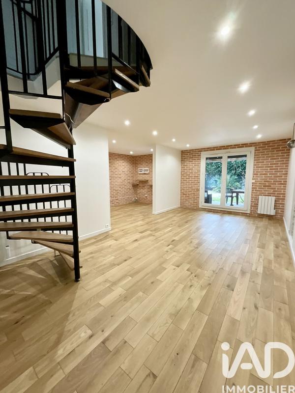 Maison - 98 m² - 6 pièces